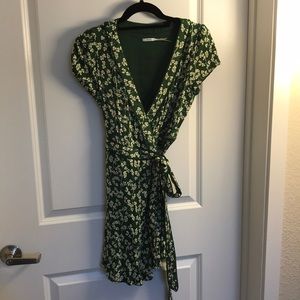 Kimchi Blue Dresses - Urban Outfitters Kimchi Blue Wrap Dress- Shamrocks Kimchi Blue Dresses - Urban Outfitters Kimchi Blue Wrap Dress- Shamrocks